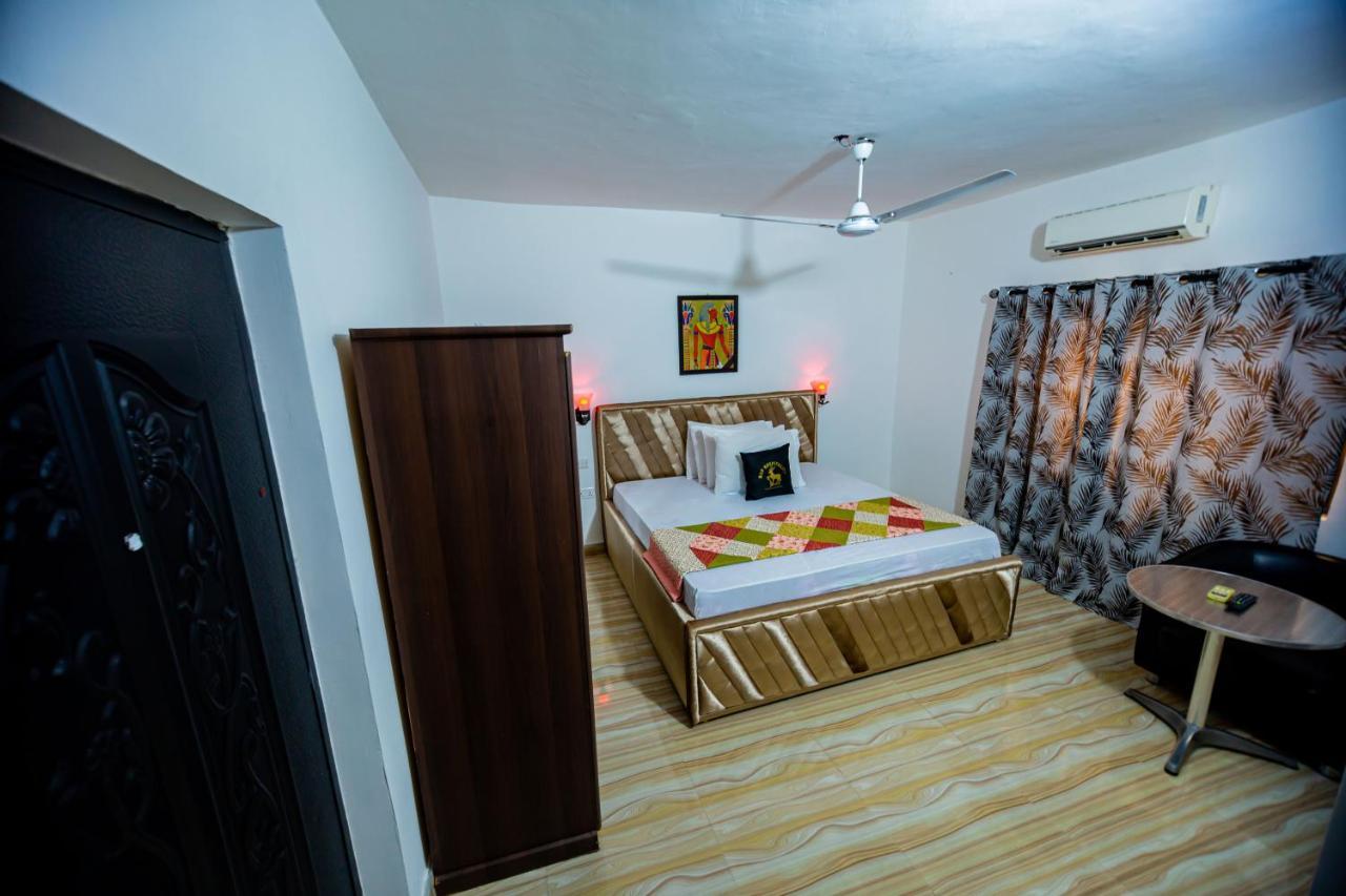 Nap Apartment Hotel Dansoman Exterior foto